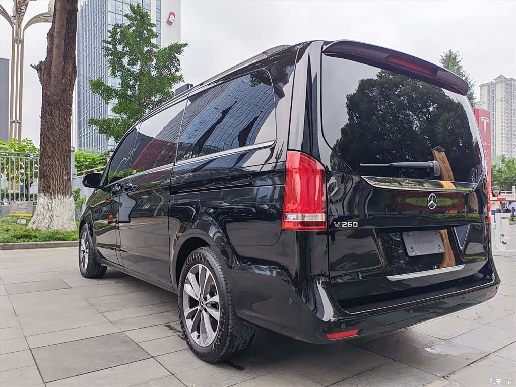 Mercedes-Benz V-Class, 2024 все фото