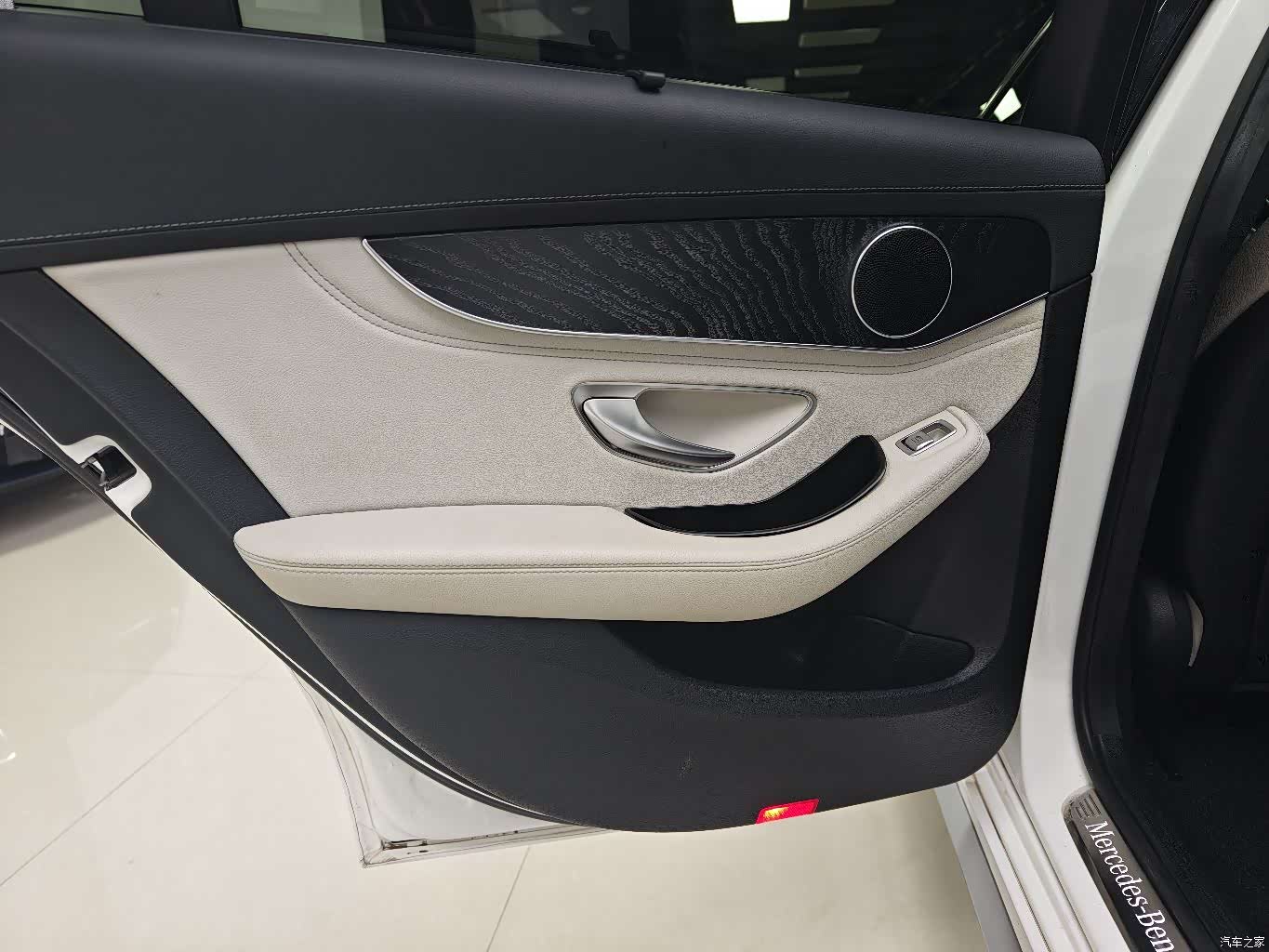 Mercedes-Benz C-Class, 2015 28
