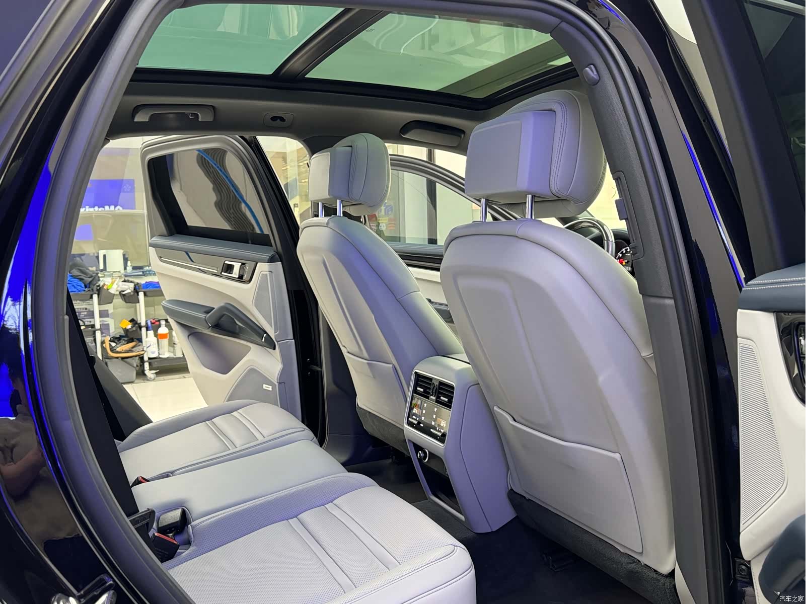 Porsche Cayenne, 2018 16