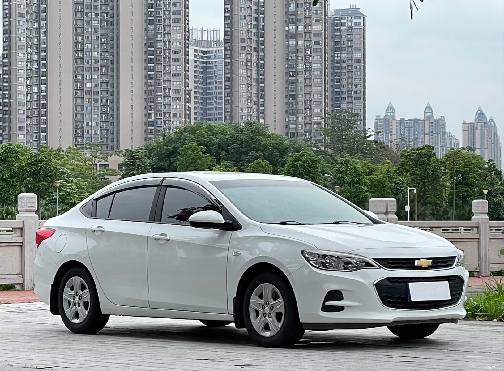 Chevrolet 320, 2018 1