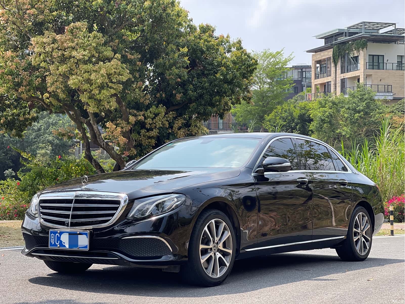 Mercedes-Benz E-Class, 2018 1
