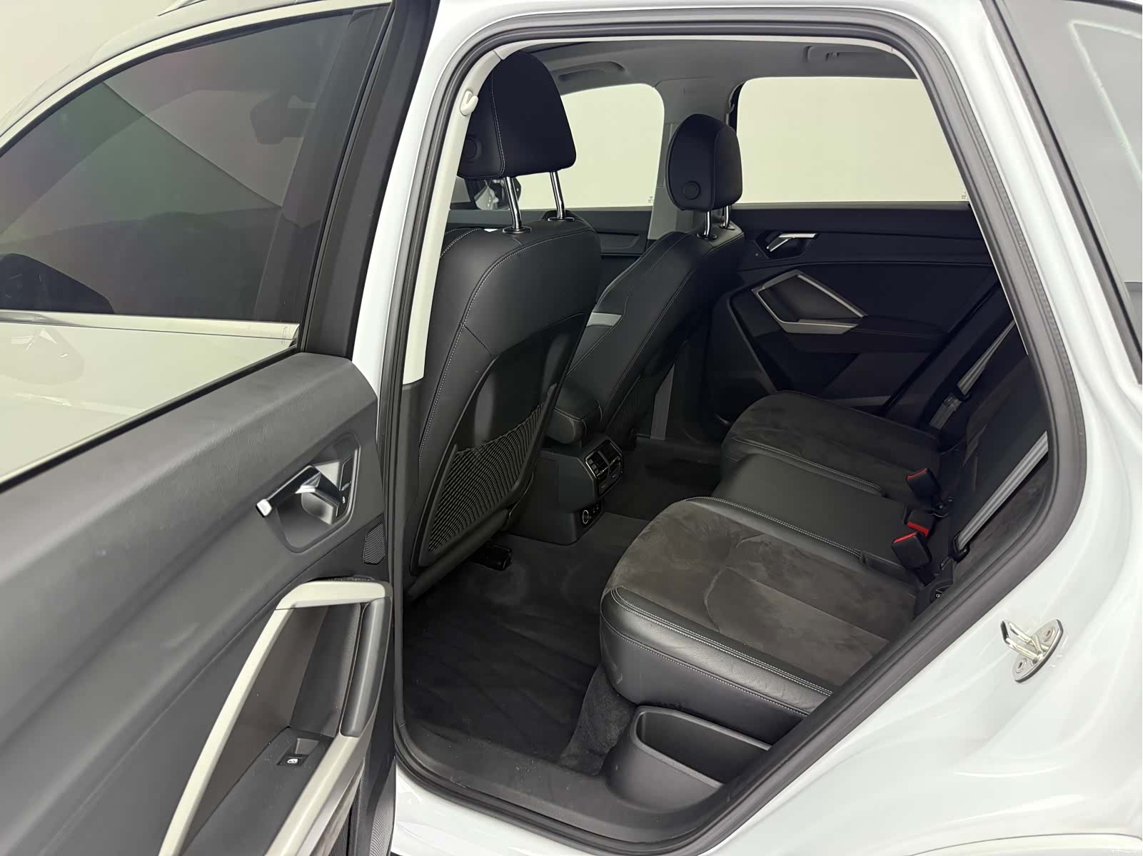 Audi Q3, 2022 18