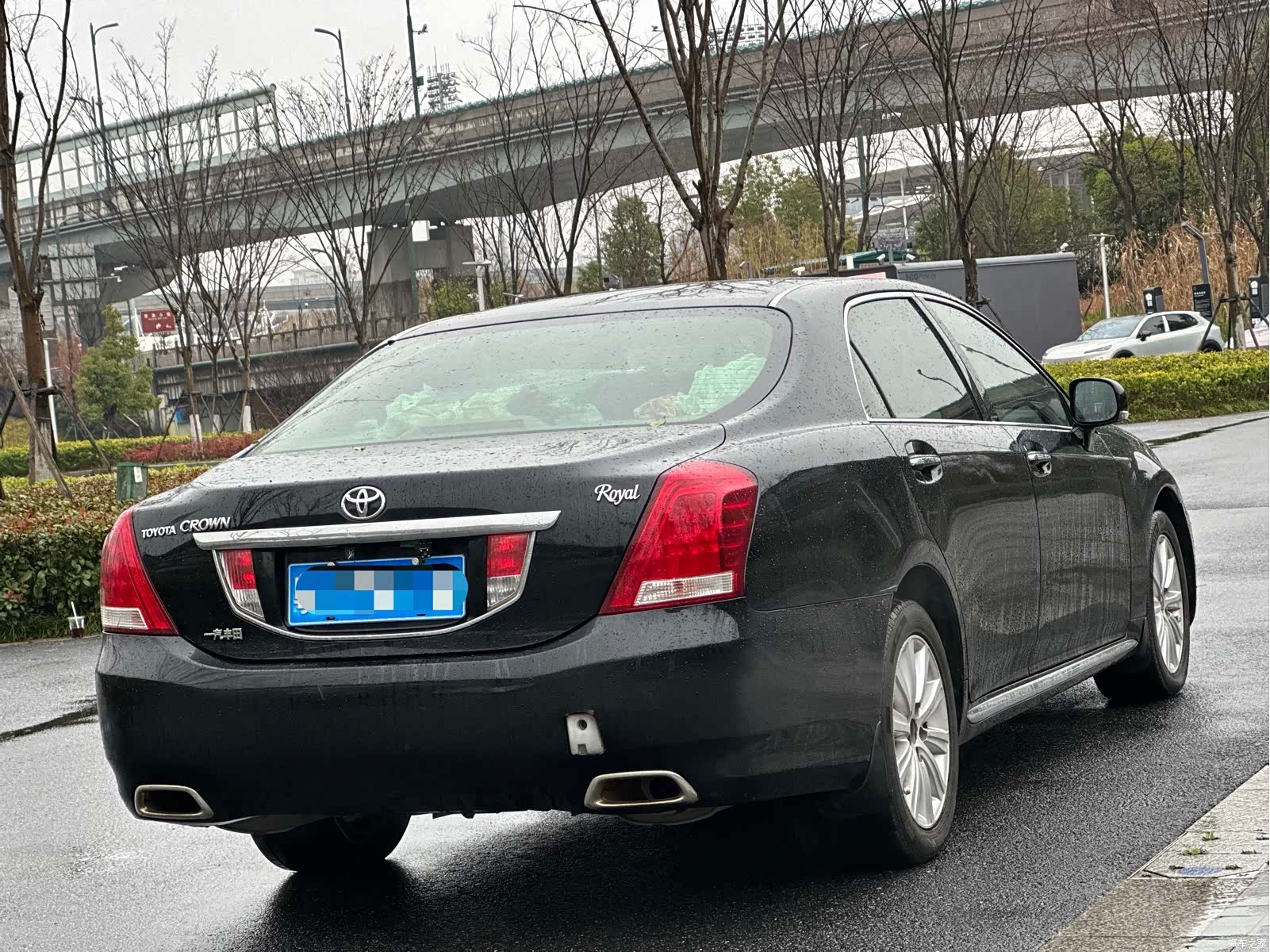 Toyota Crown, 2012 6