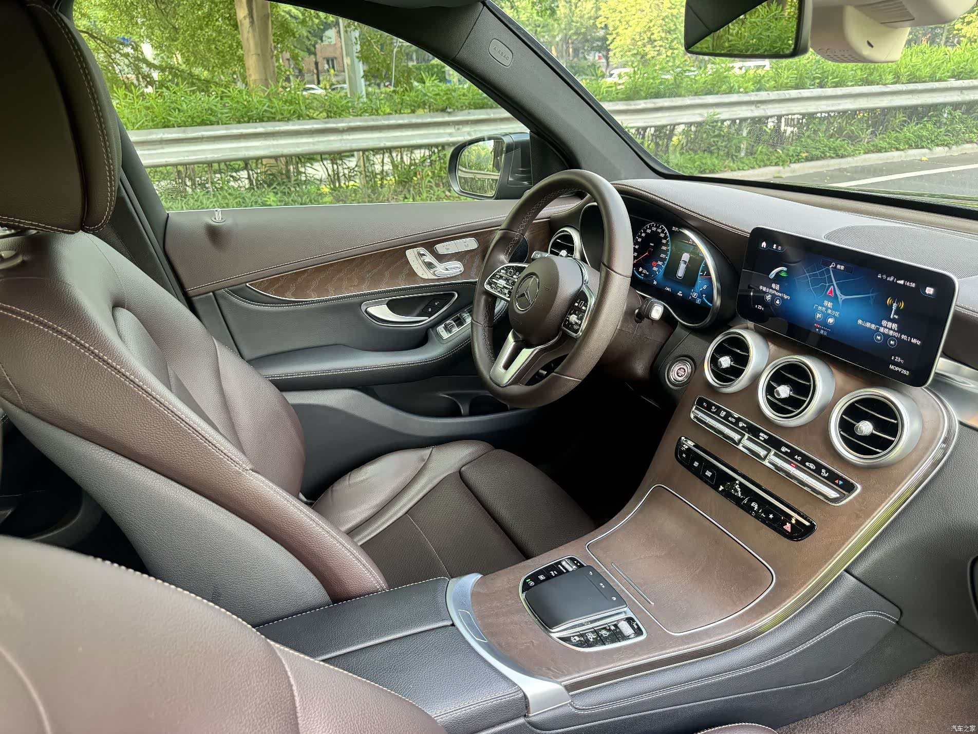 Mercedes-Benz GLC, 2020 10