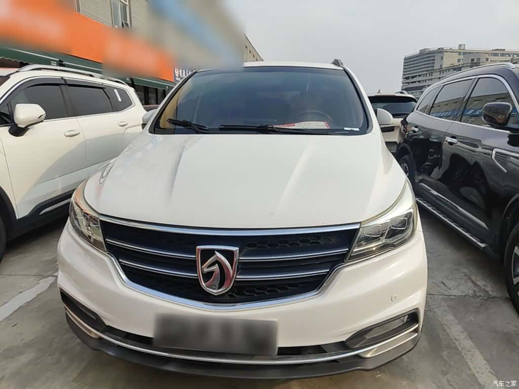 Wuling 730, 2017 3