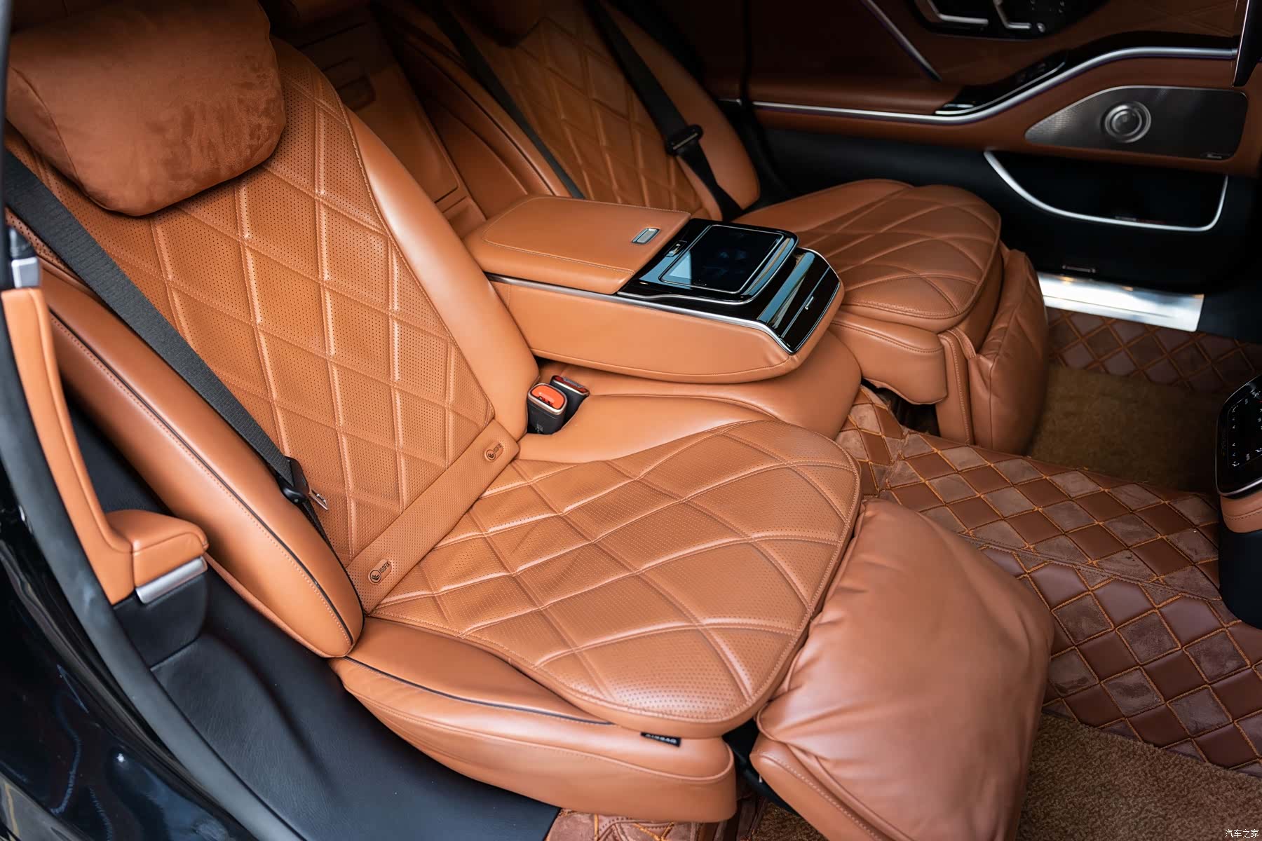 Maybach S-Class, 2021 12