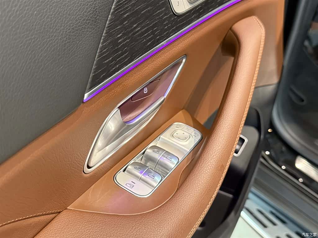 Mercedes-Benz GLE, 2024 17