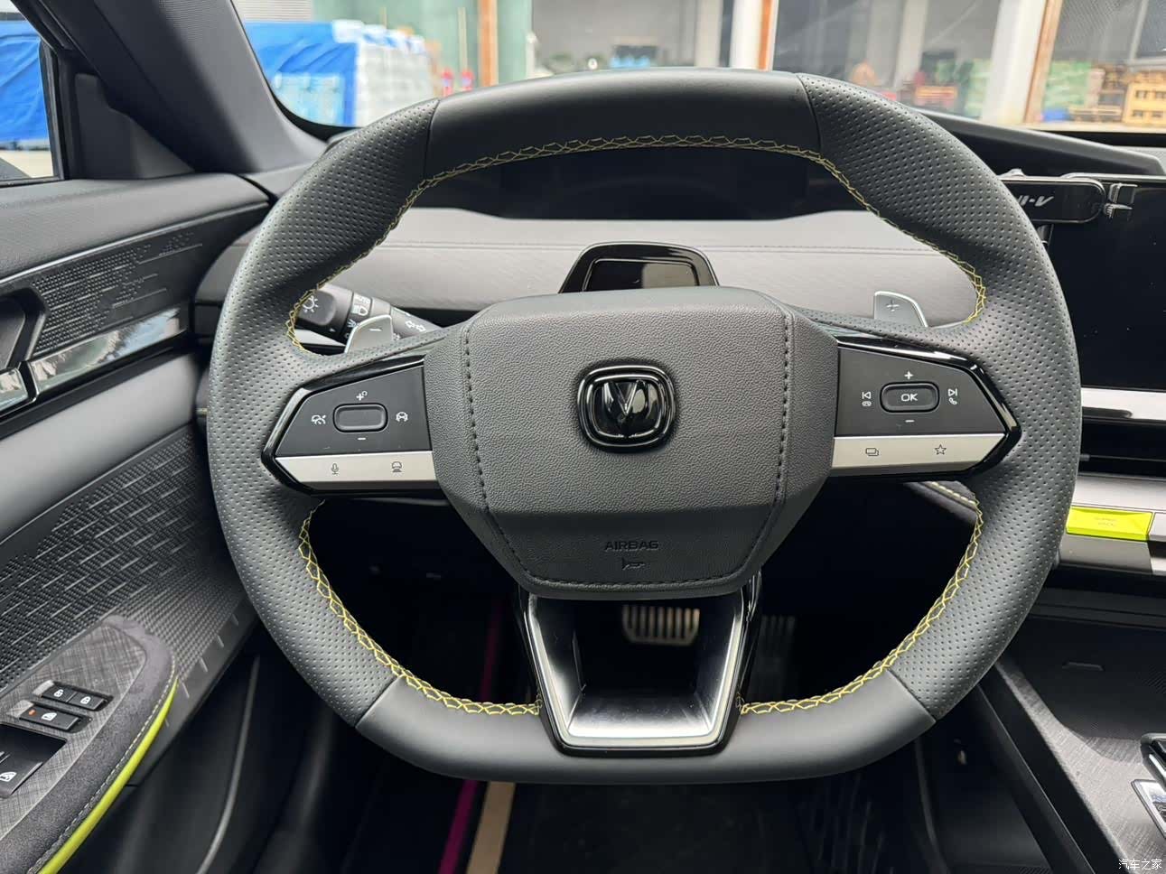 Changan UNI-V, 2022 11