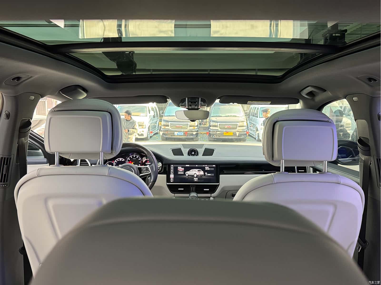 Porsche Cayenne, 2018 14