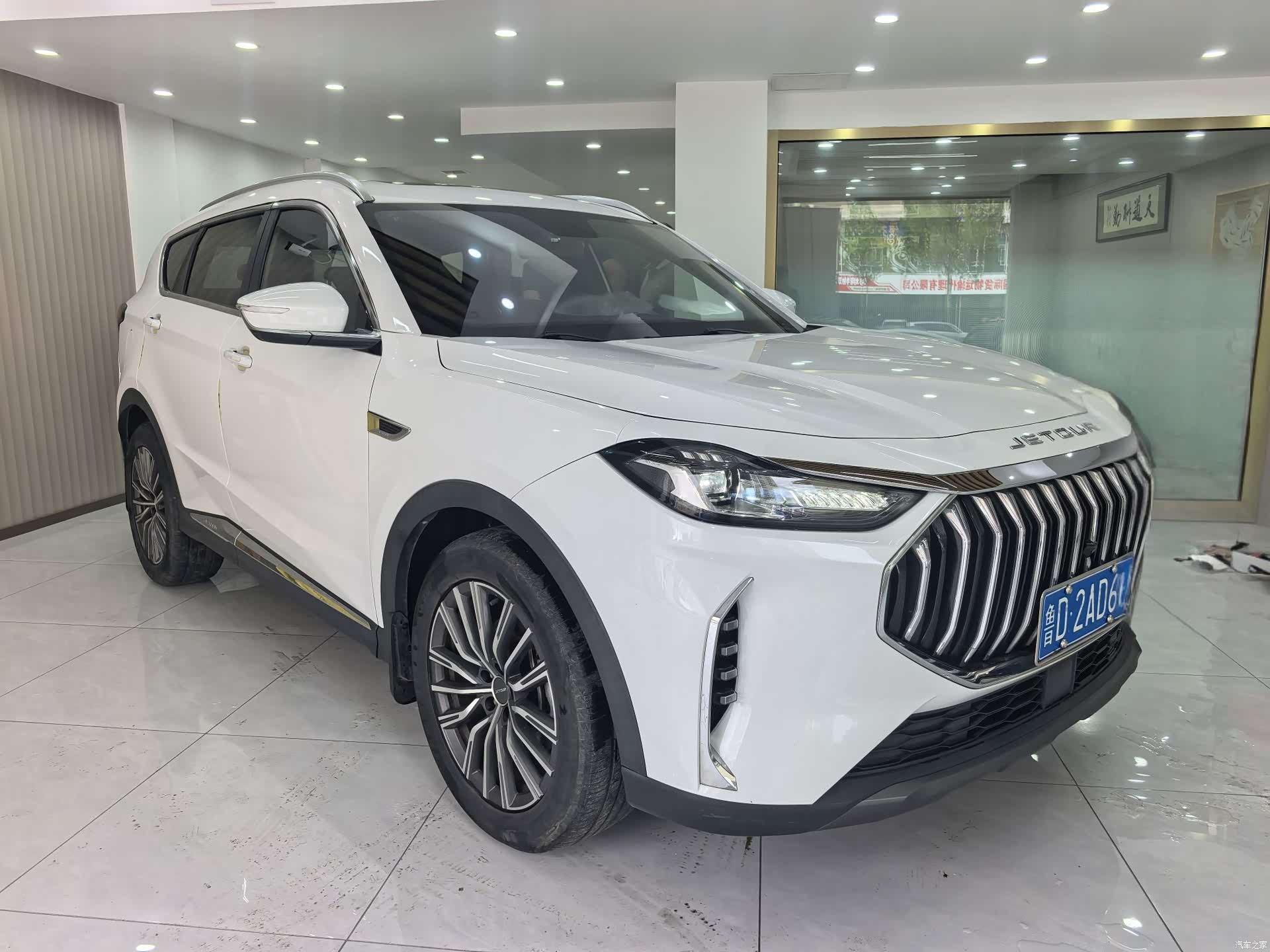 Jetour X70, 2023 3
