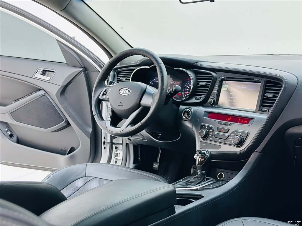 Kia K5, 2011 16