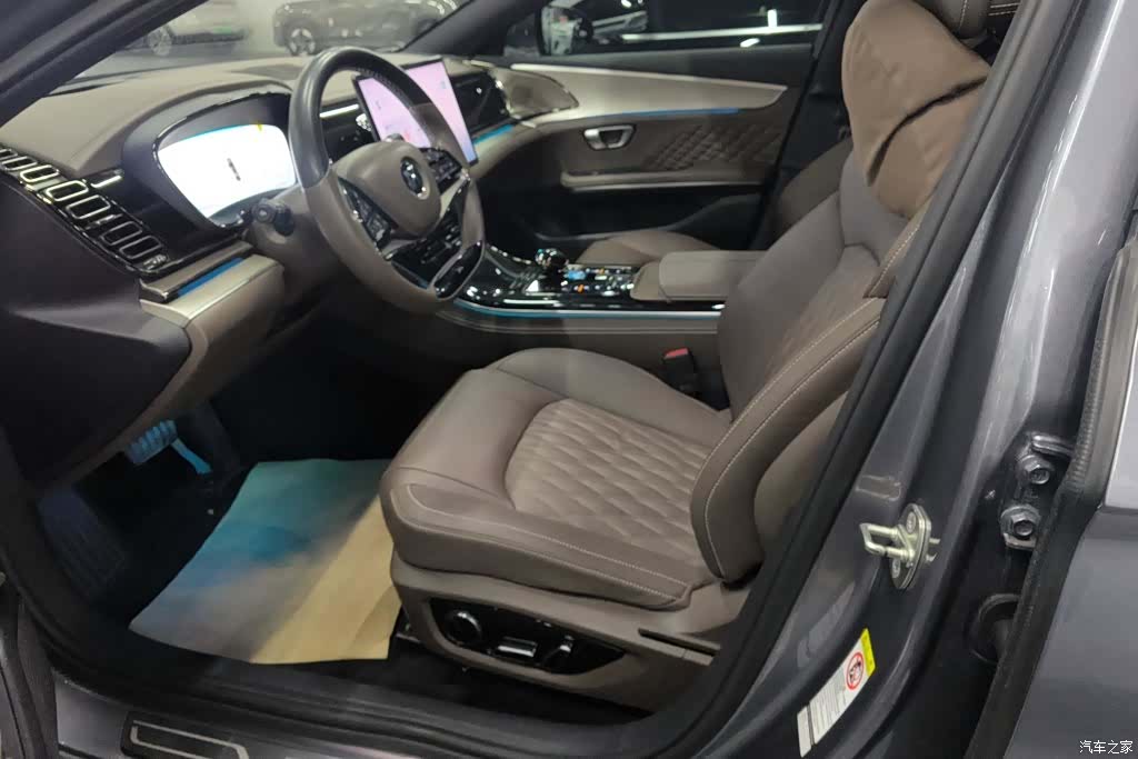 BYD Han, 2023 9