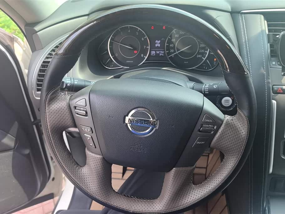 Nissan Toure