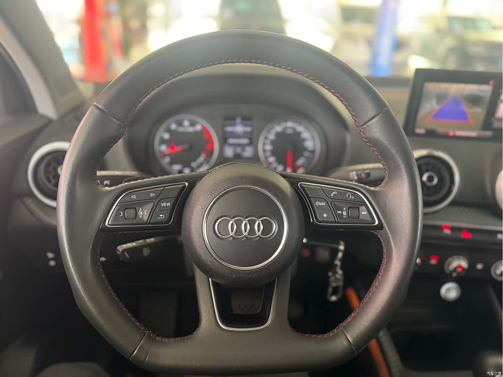 Audi Q2L, 2022 14