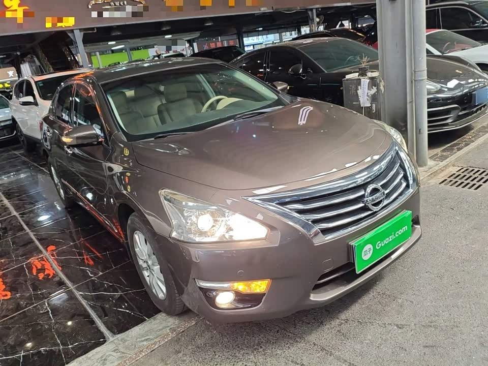 Nissan Teana