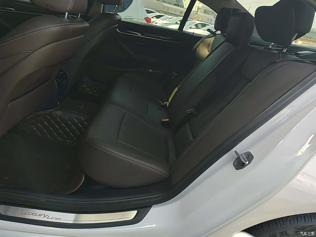 BMW 5 Series, 2018 17