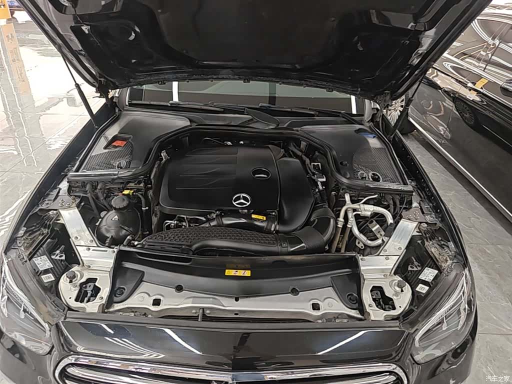 Mercedes-Benz E-Class, 2023 20