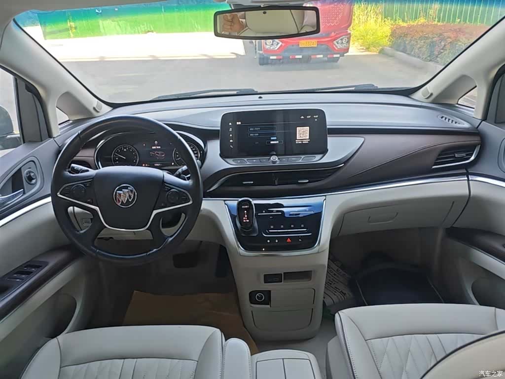 Buick GL8, 2023 10