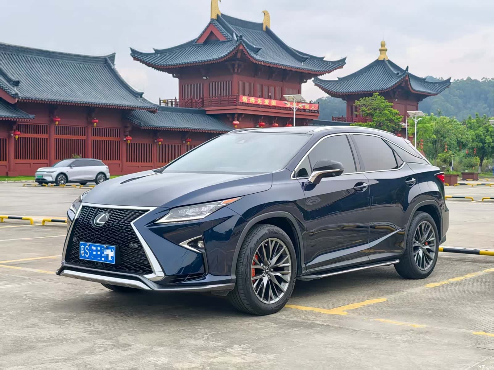 Lexus RX, 2017 1