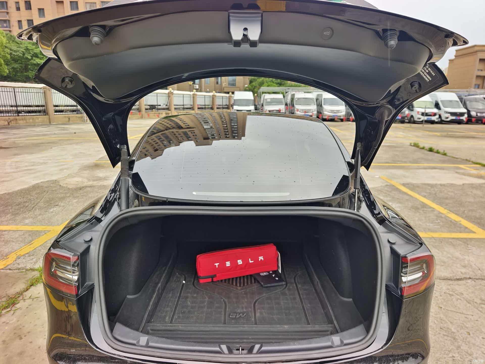 Tesla Model 3, 2022 15