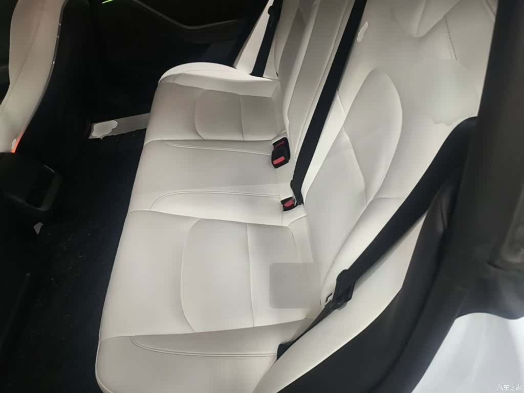 Tesla Model 3, 2022 17
