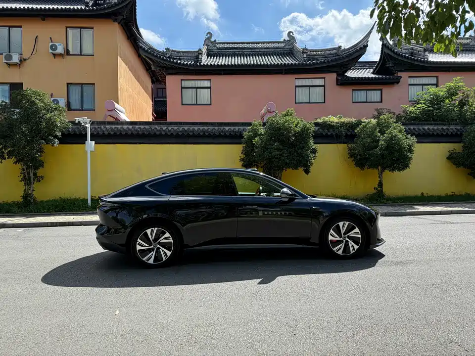 NIO ET5 NIO ET5