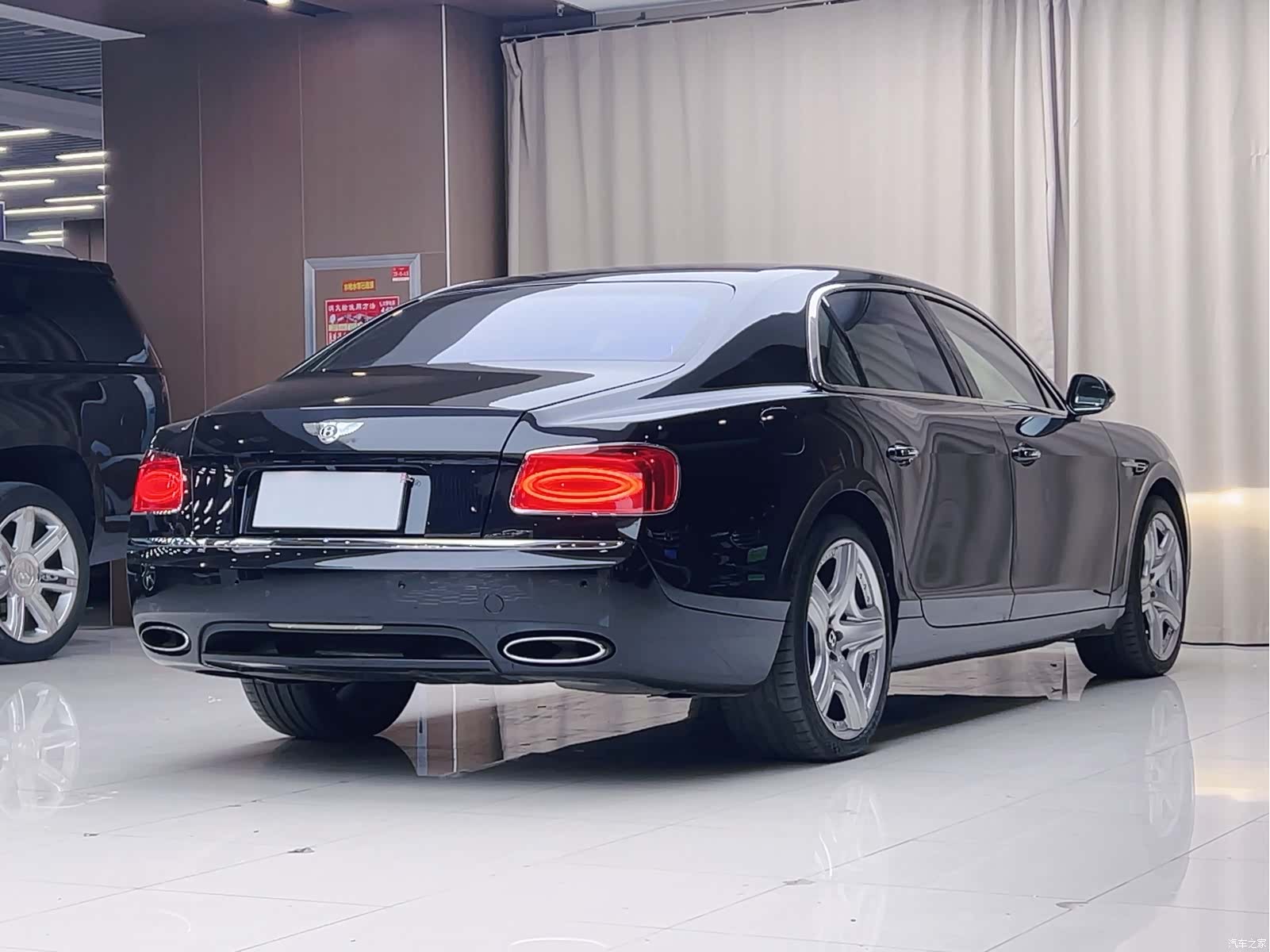 Bentley Flying Spur, 2015 18