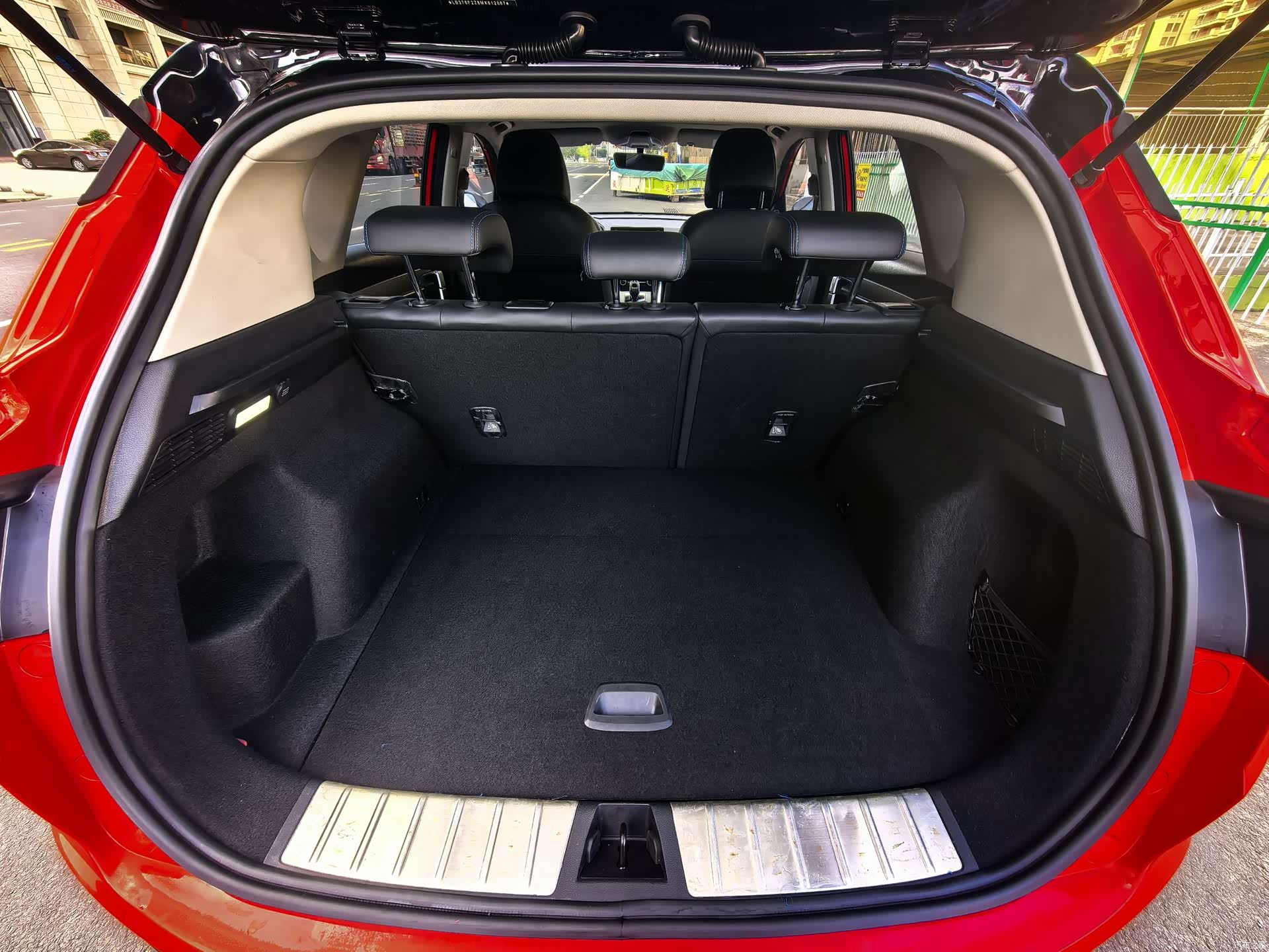 Geely Coolray, 2021 10