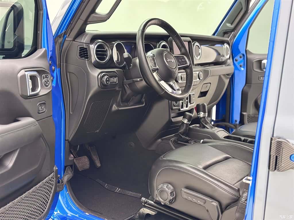 Jeep Wrangler, 2023 15