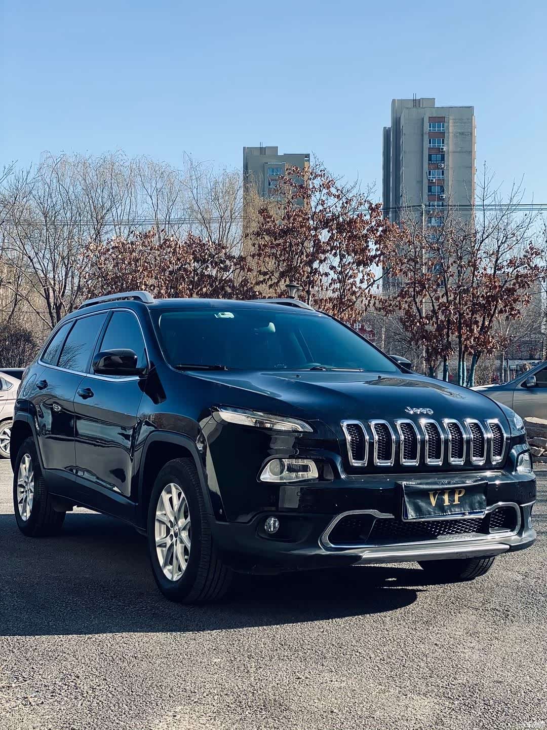 Jeep Cherokee, 2016 1