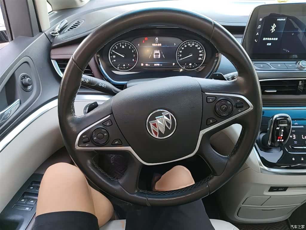 Buick GL8, 2020 11
