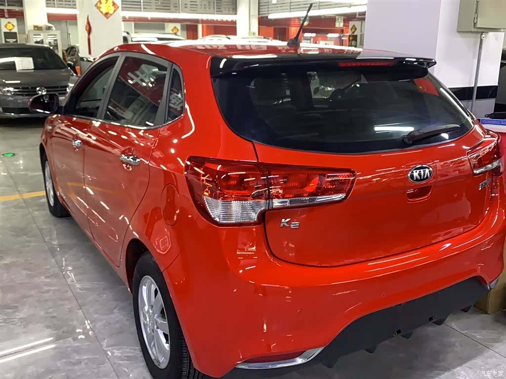 Kia K2, 2015 8