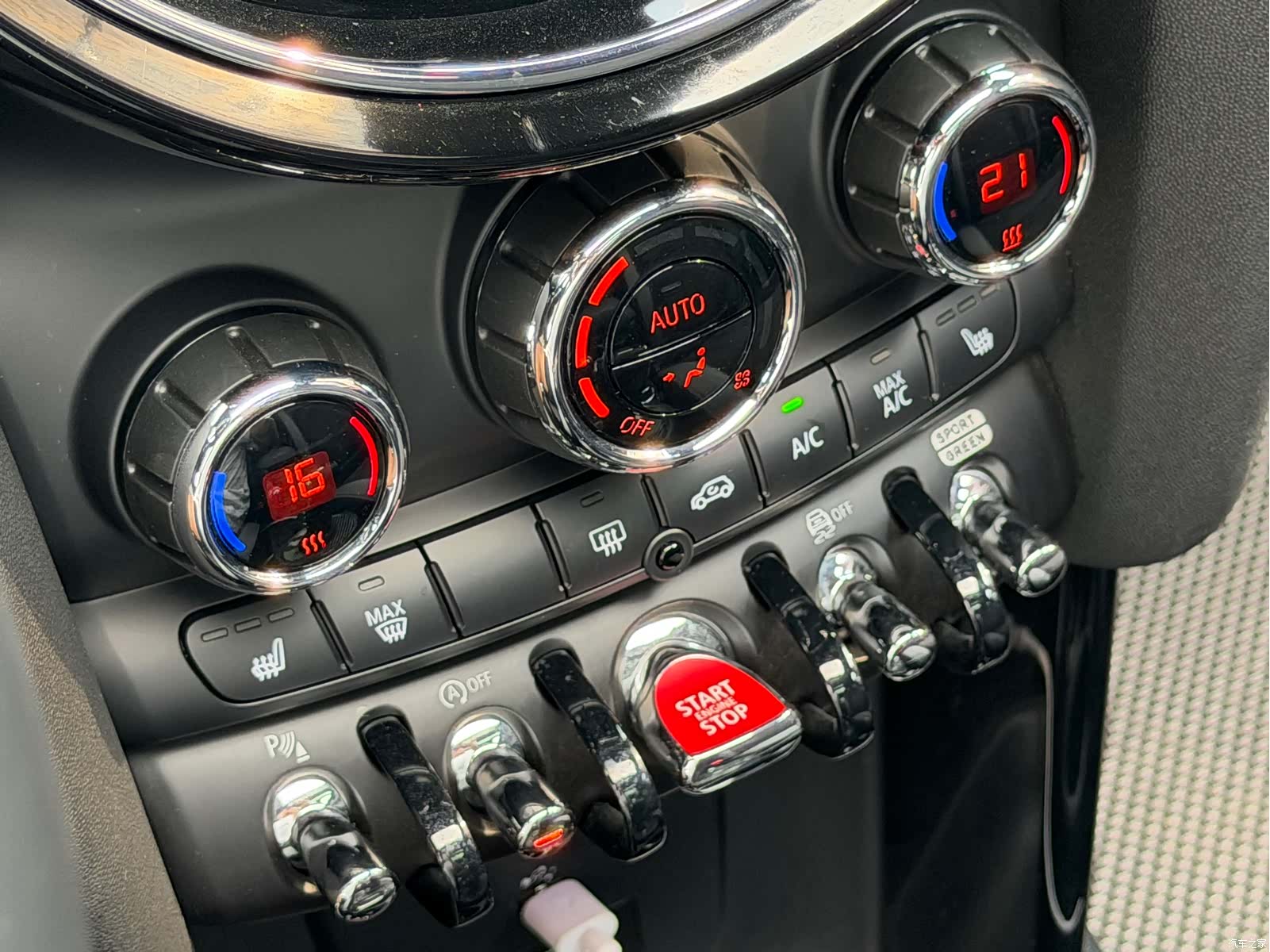 Mini Cooper, 2022 31