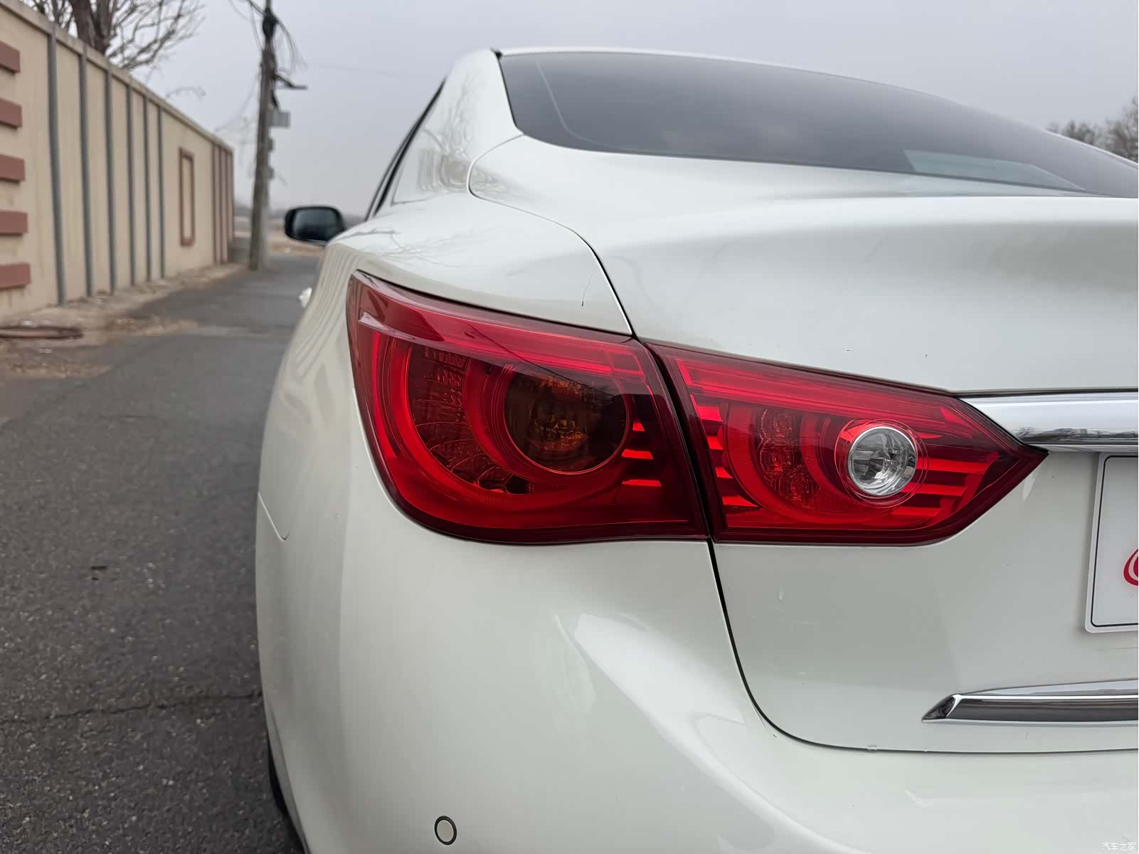 Infiniti Q50L, 2015 26