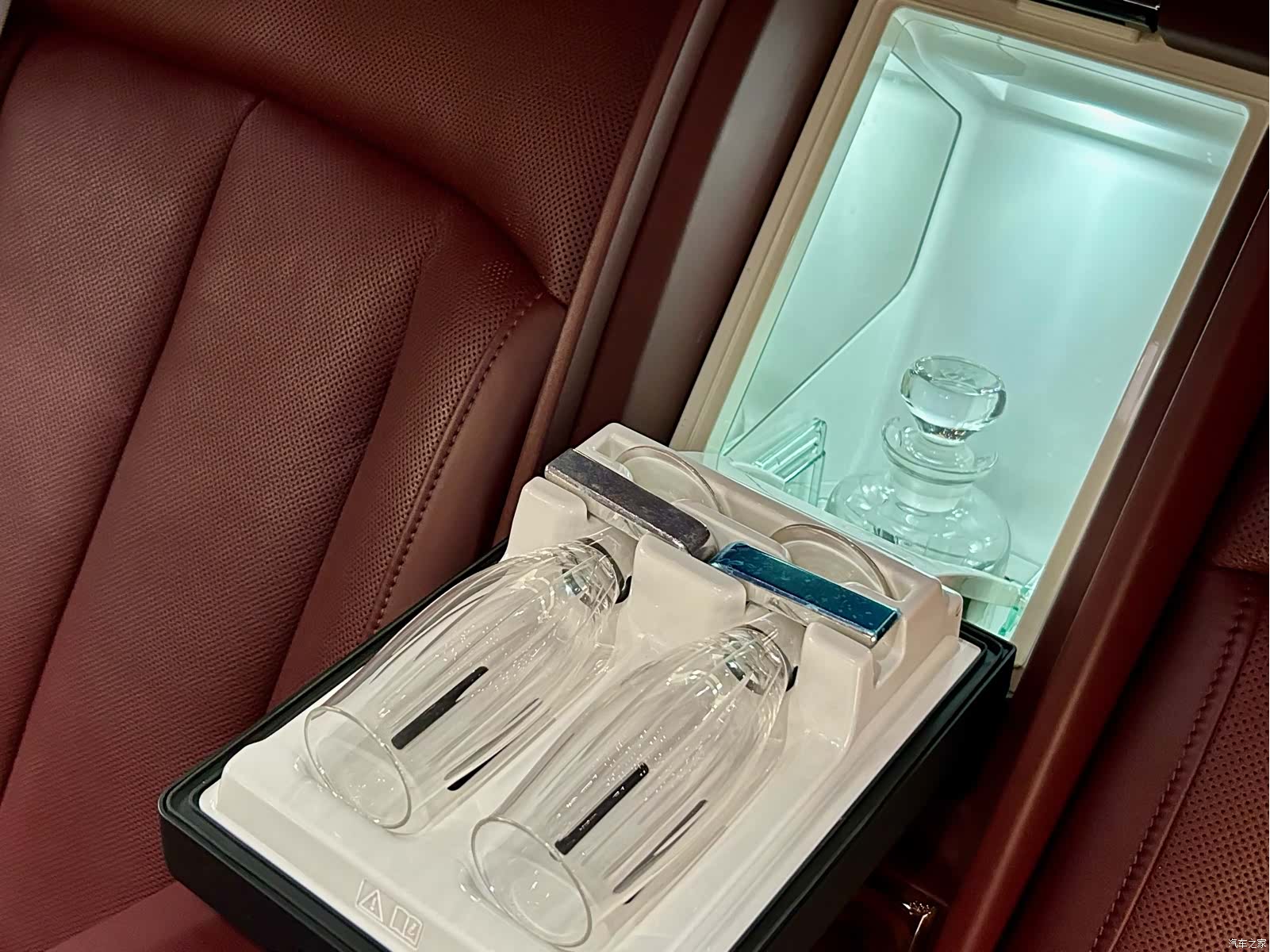 Rolls-Royce Phantom, 2019 17
