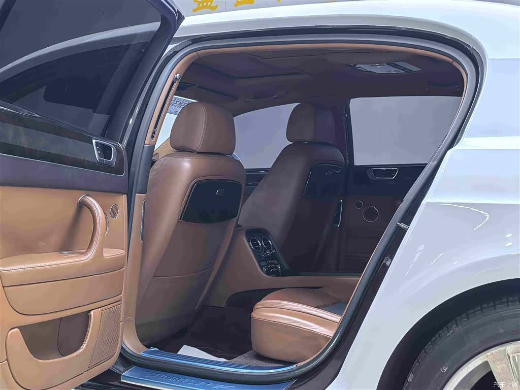 Bentley Flying Spur, 2012 6