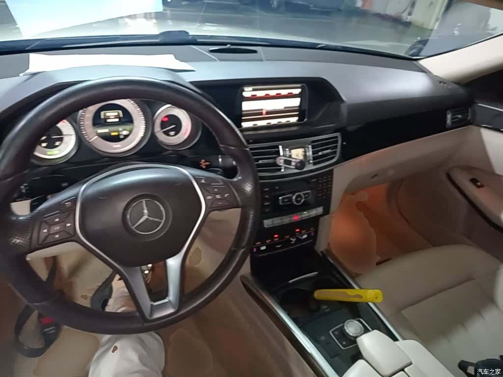 Mercedes-Benz E-Class, 2015 10