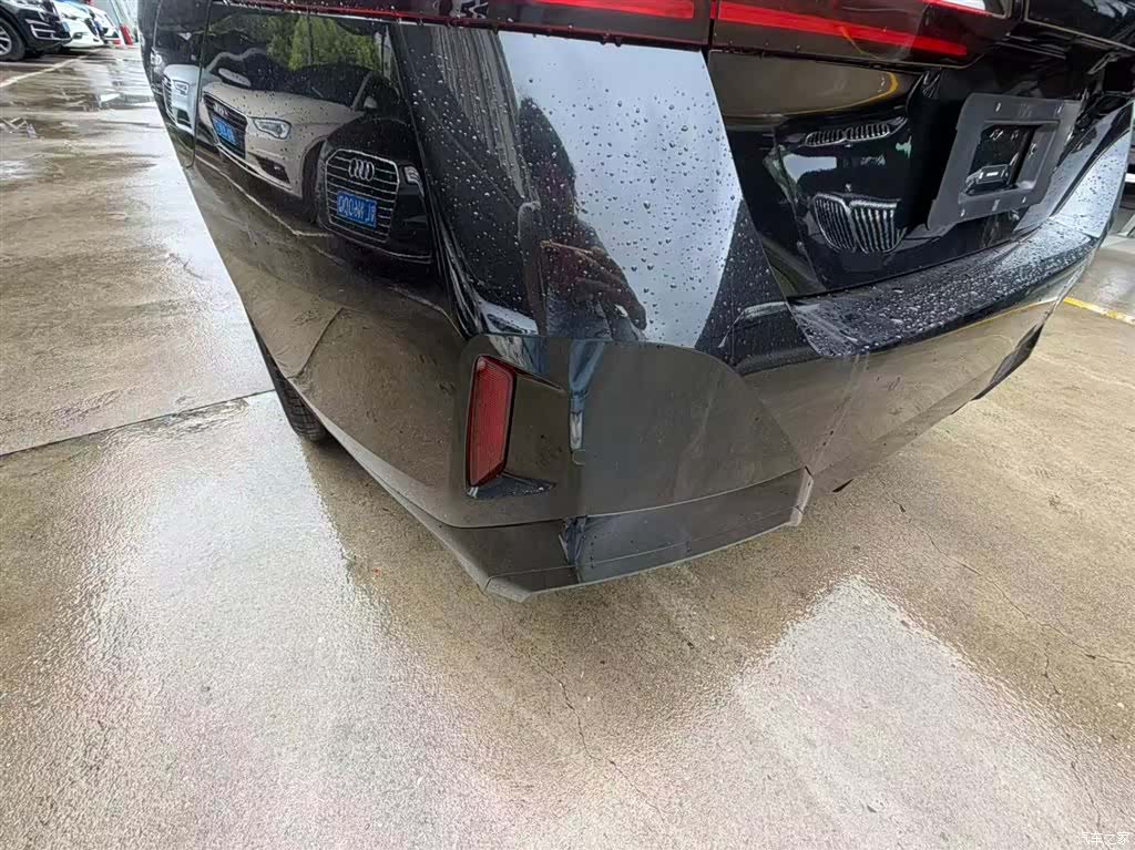 BMW 5 Series, 2026 21