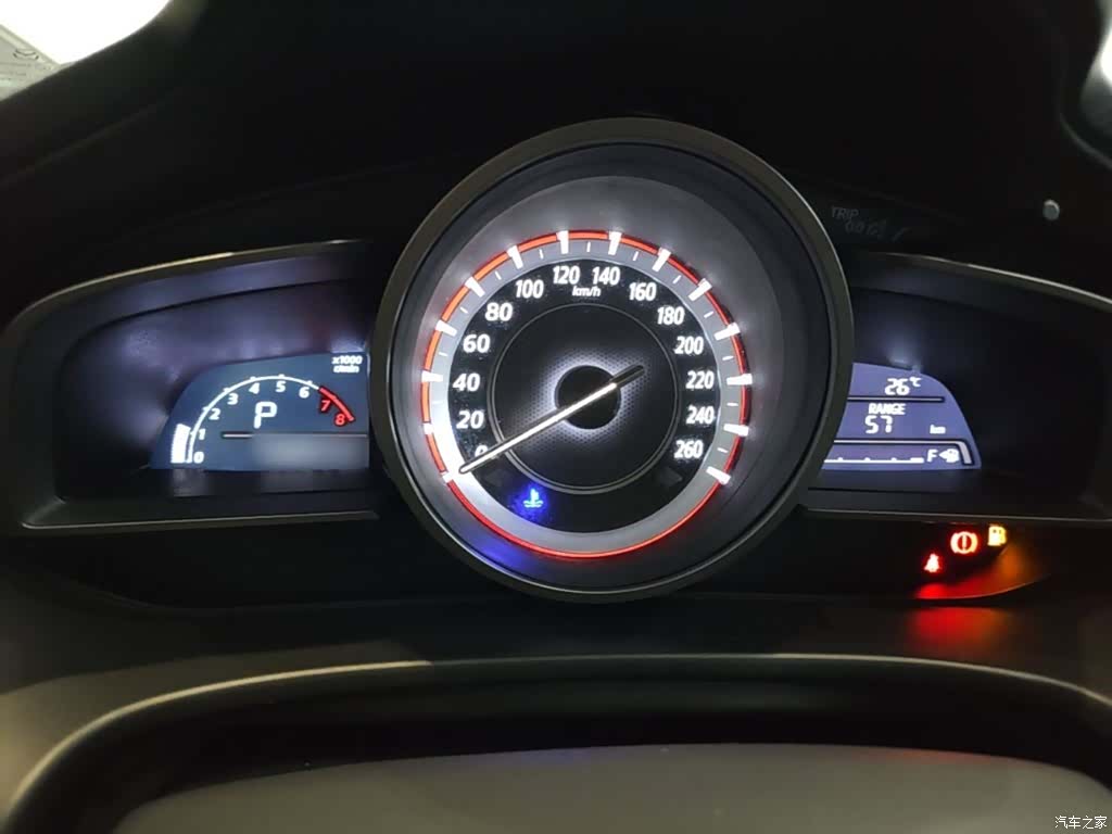 Mazda Mazda3, 2015 4