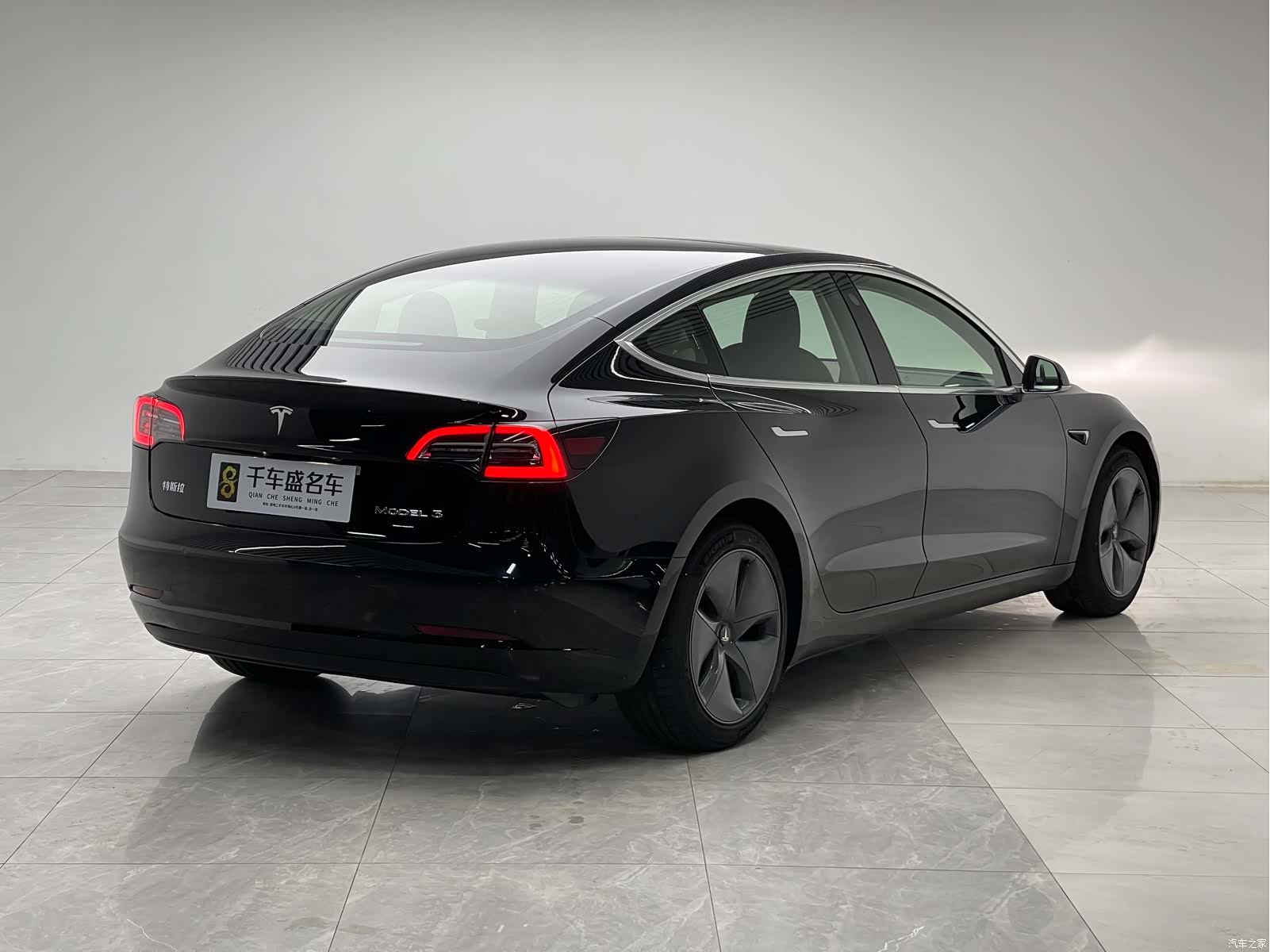 Tesla Model 3, 2020 6