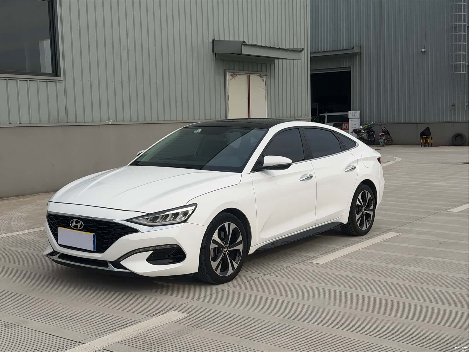 Hyundai Lafesta