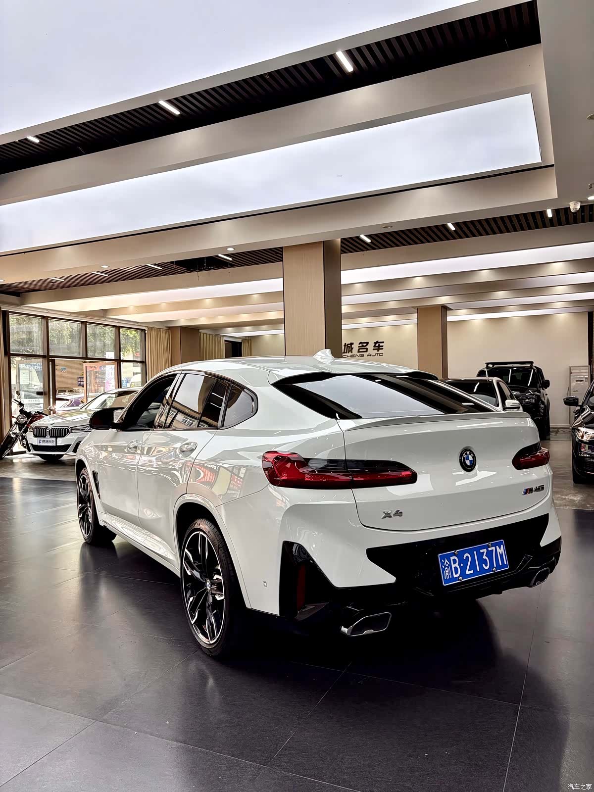 BMW X4, 2024 9