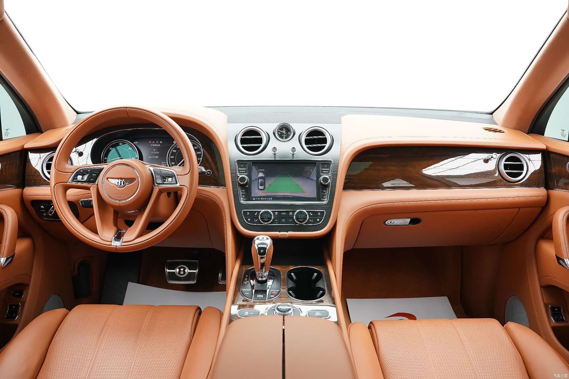 Bentley Bentayga, 2019 3