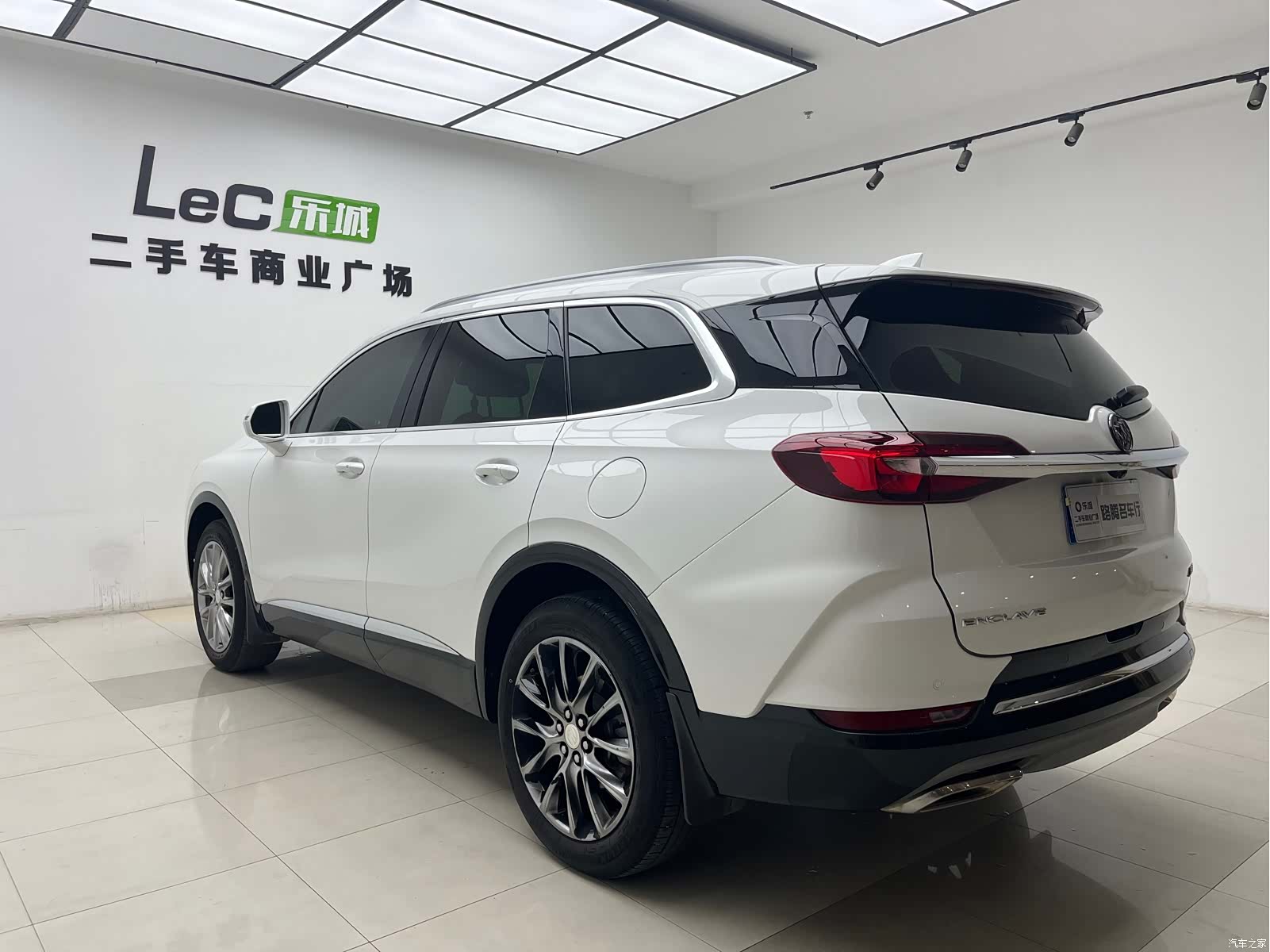 Buick Enclave, 2021 6