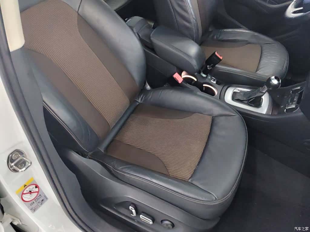 Audi Q3, 2016 25