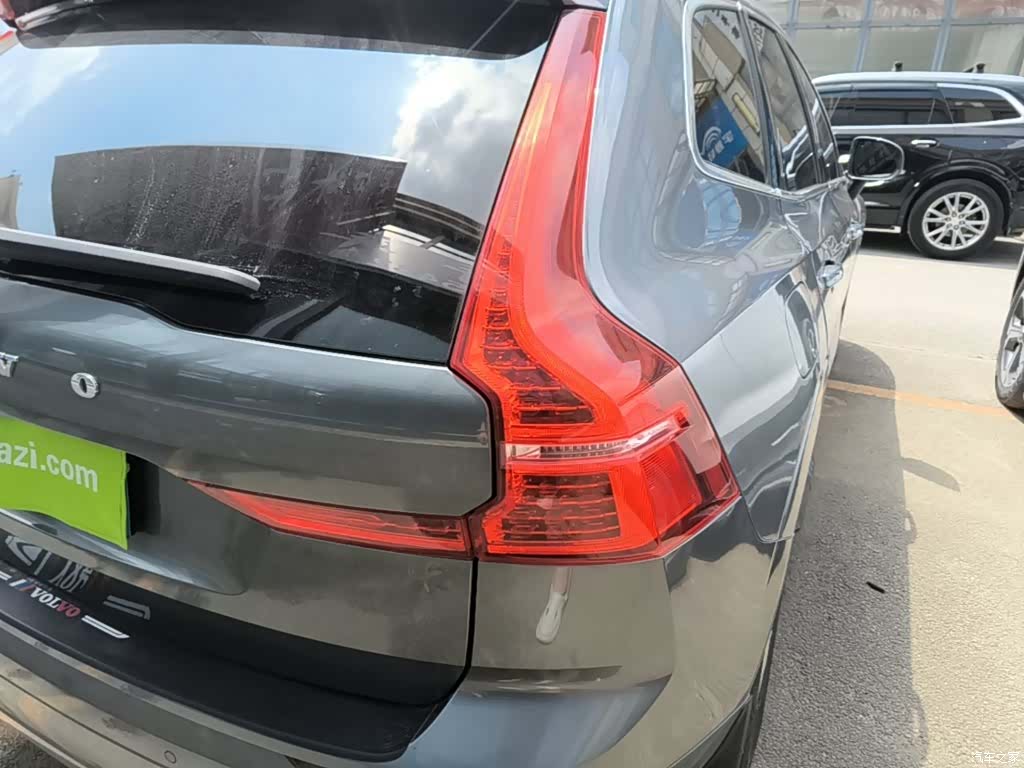 Volvo XC60, 2018 8