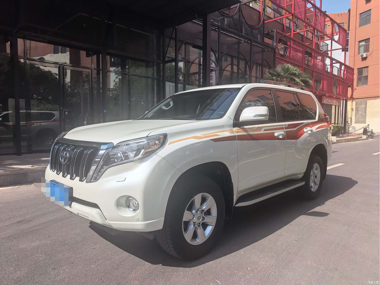 Toyota Prado, 2016 1