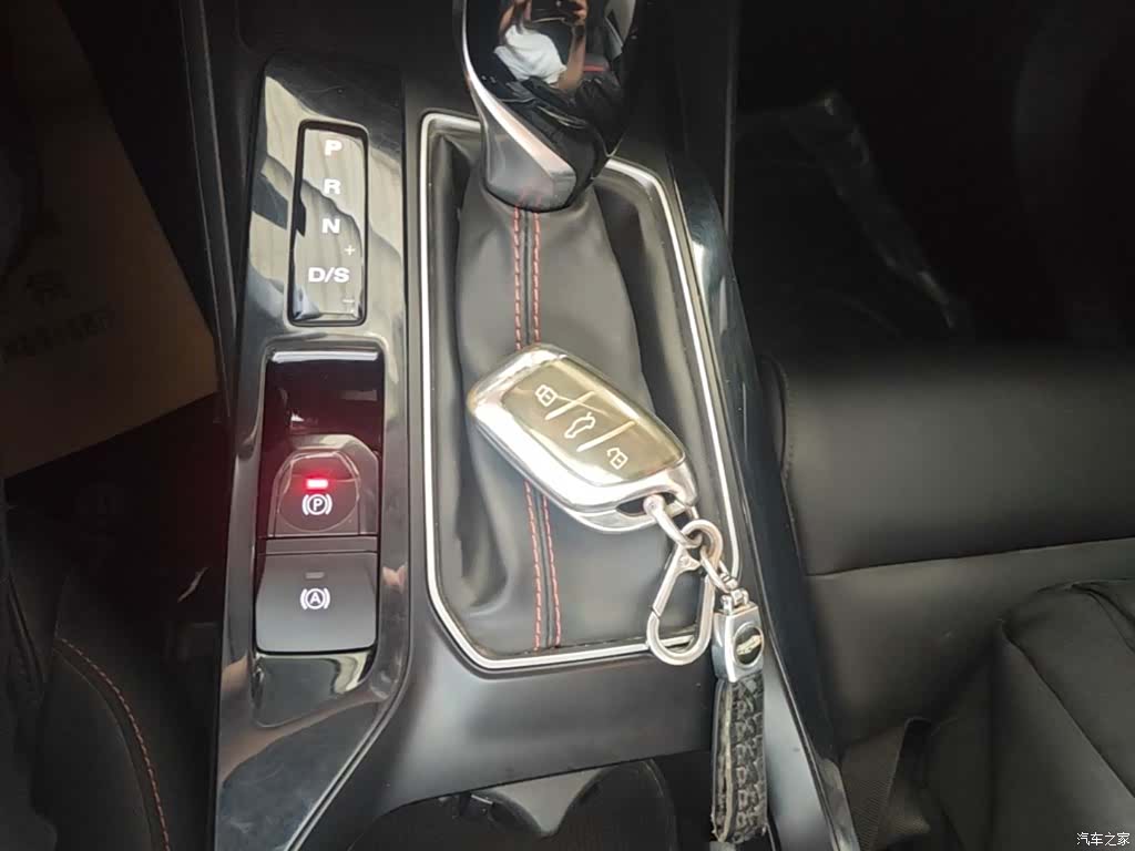 MG MG5, 2024 9