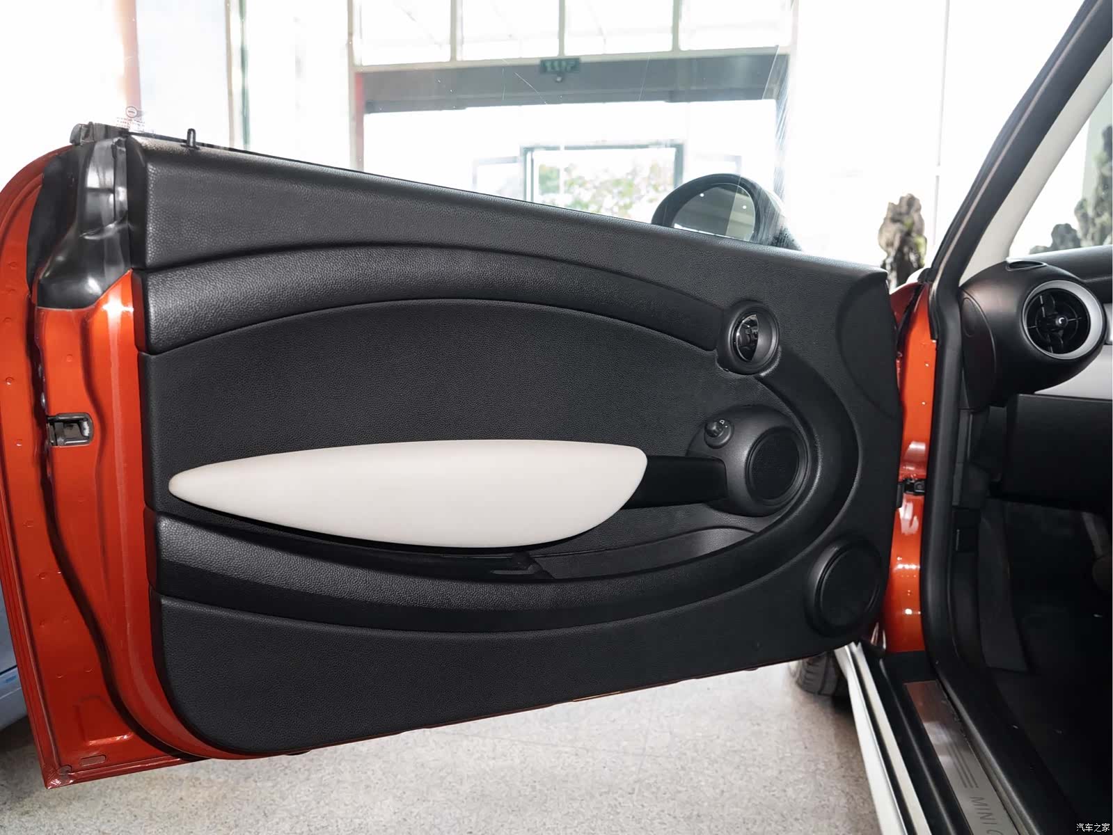 Mini Cooper, 2012 14