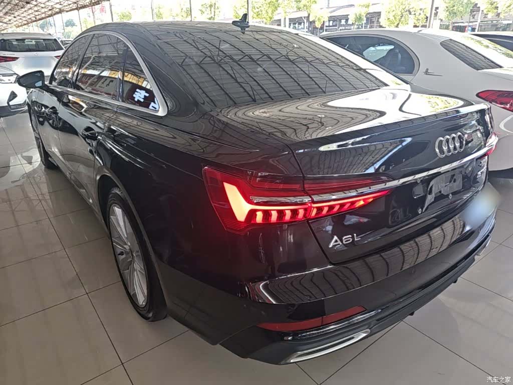 Audi A6L, 2021 все фото